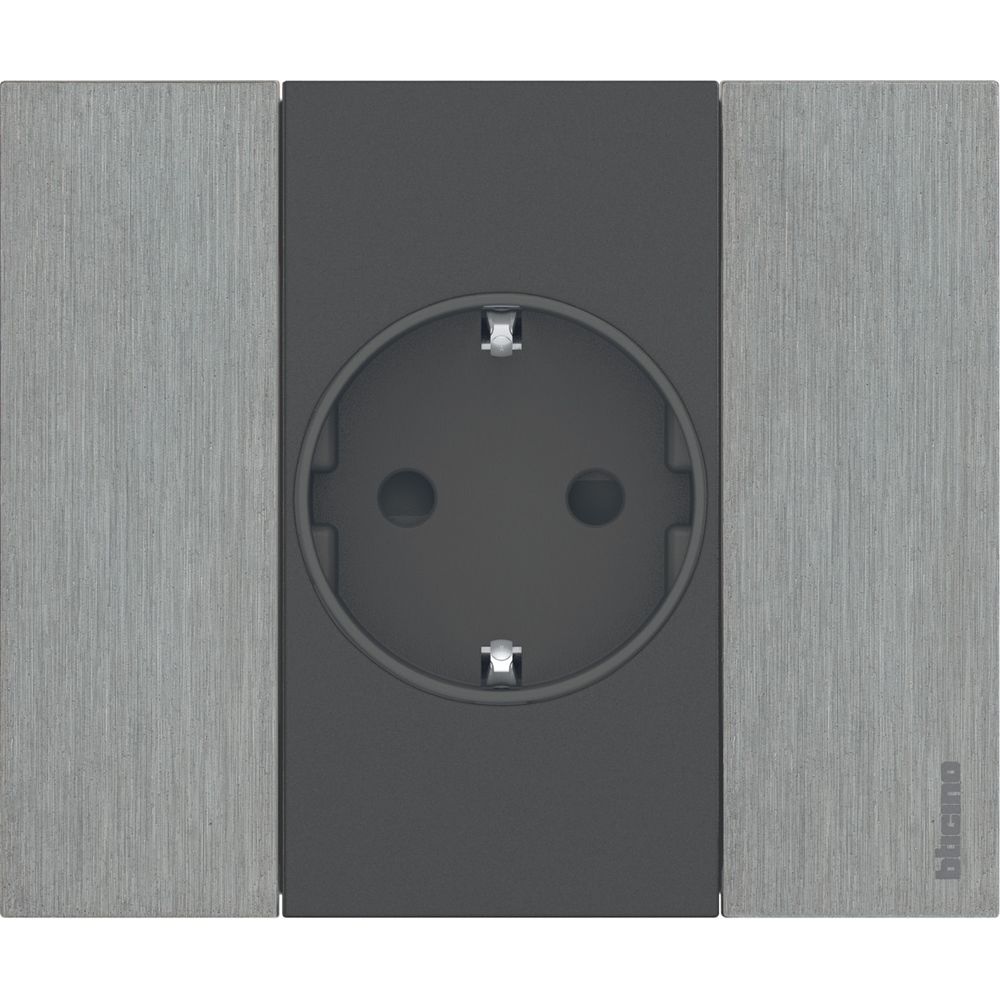 Living Now™ – German standard socket (Schuko) – 16 A – 250 V~ – 2 modules