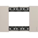 Living Now™ – Cover plate – 3 modules