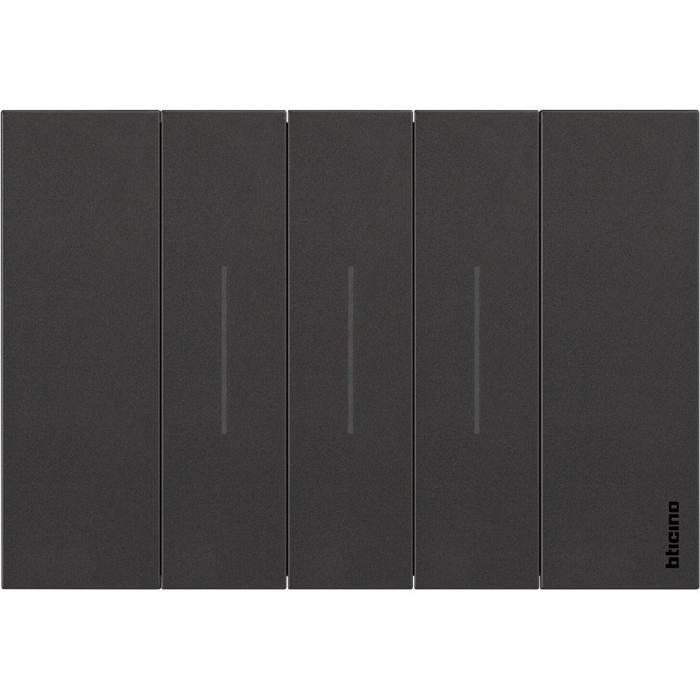 Living Now™ – Cover plate – 3 modules