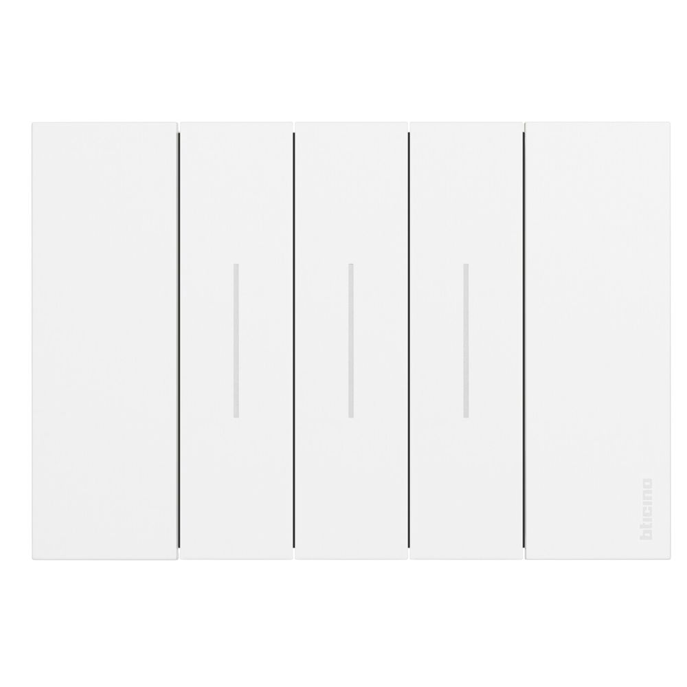 Living Now™ – Cover plate – 3 modules