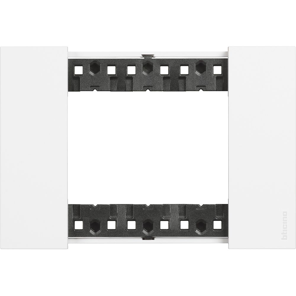 Living Now™ – Cover plate - Matt Finish – 3 modules