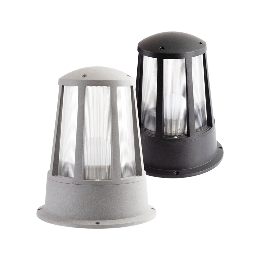 Outdoor pillar light LT303