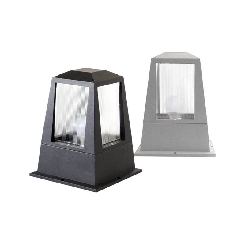 Outdoor pillar light LT304
